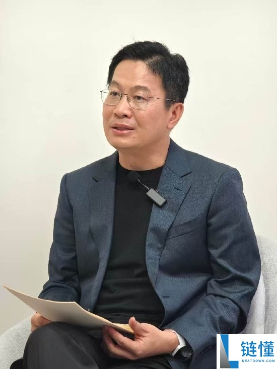 小米汽车与大家电出海：优先攻占欧洲市场，卢伟冰称比开拓手机市场更具优势