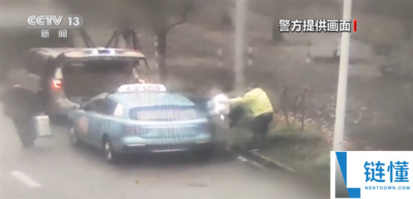 “浦东机场出租车乱象曝光：‘车坏了’与‘提前付钱’都是甩客套路！”